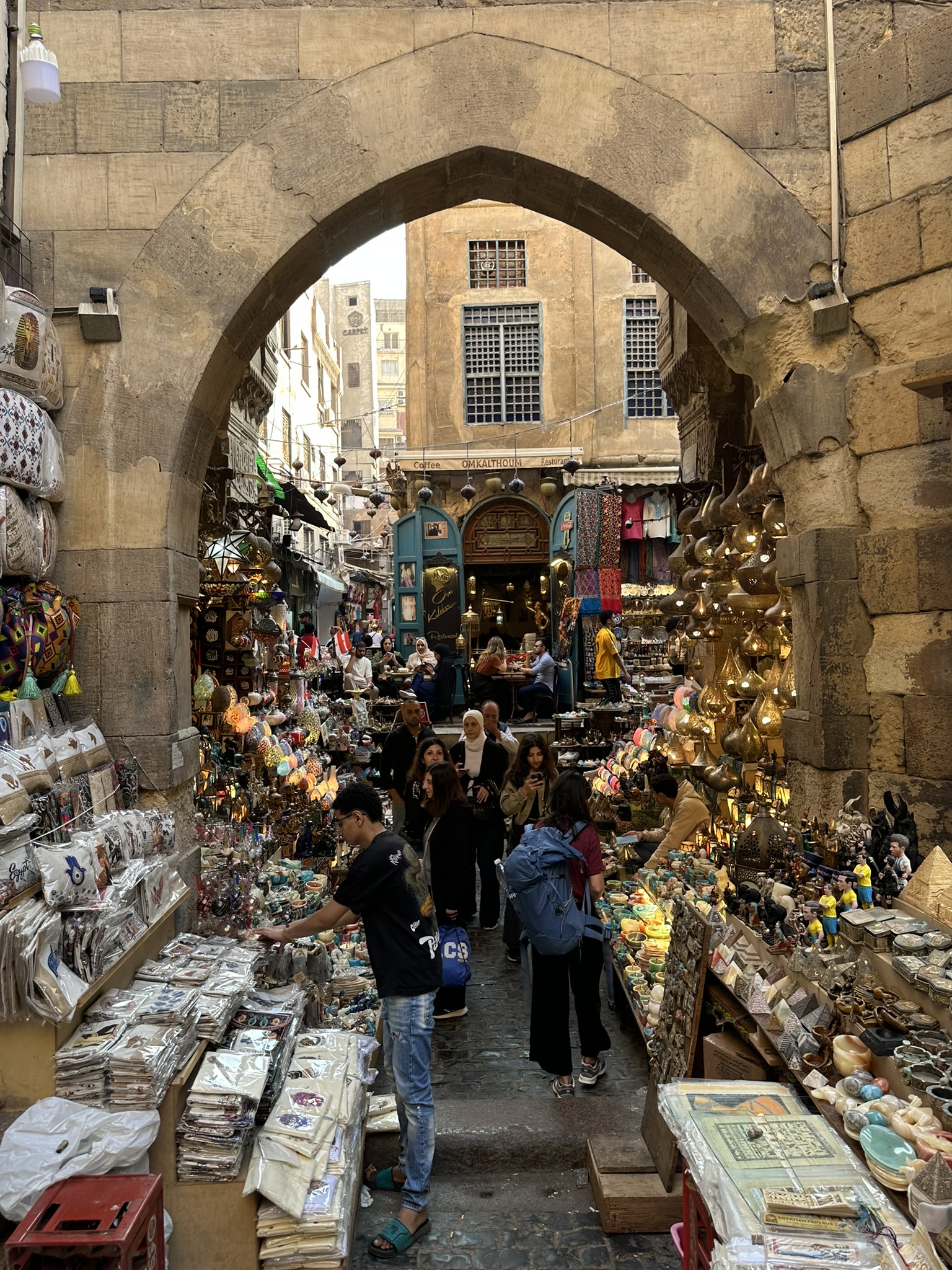 el mashhad el husseiny mercato