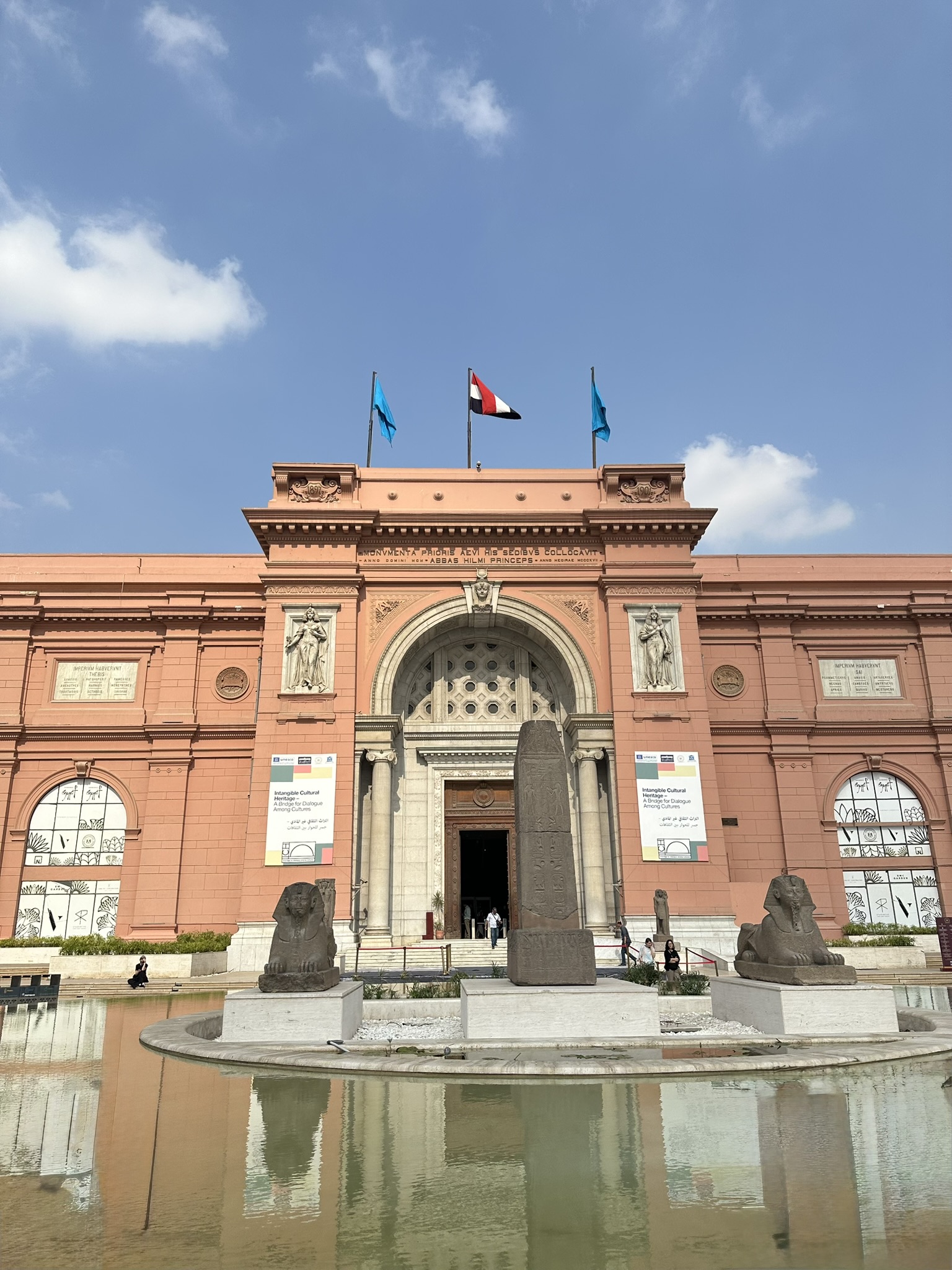 Facciata del vecchio museo egizio